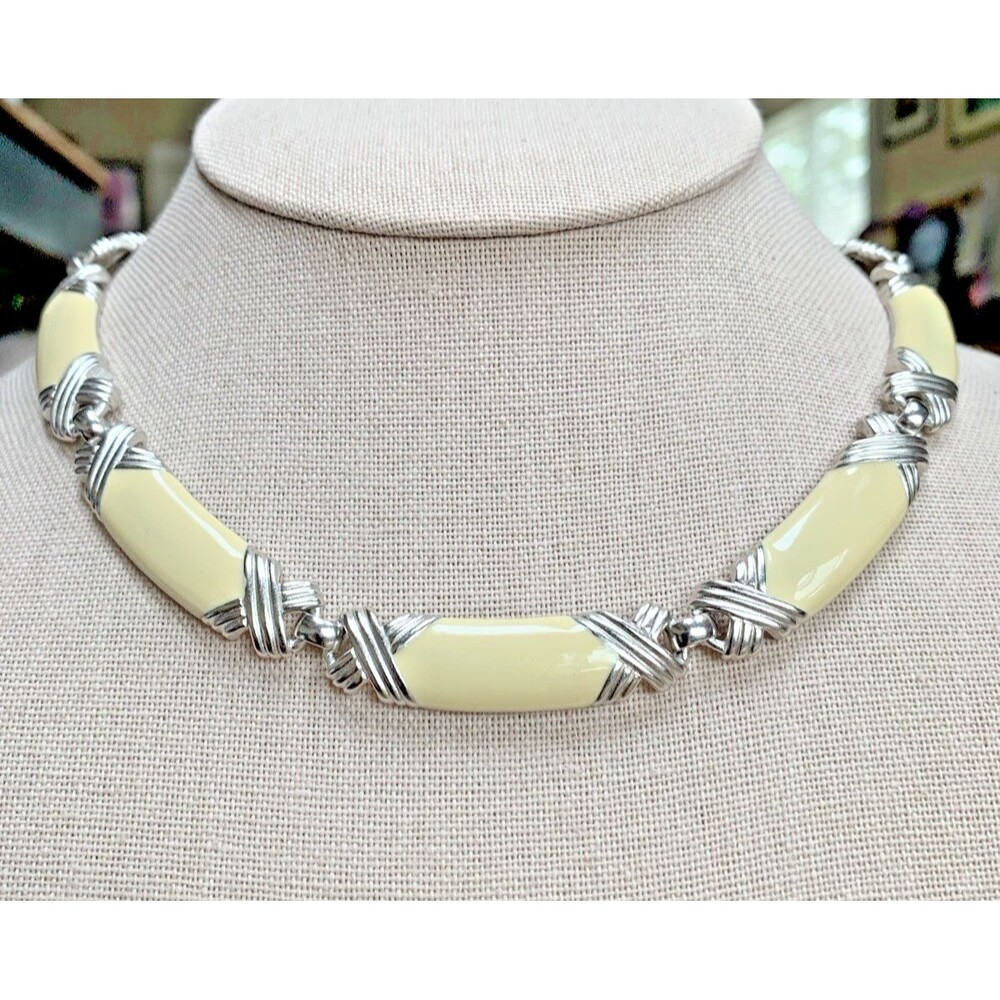 Vintage Monet Cream Enamel Necklace Silver Tone X Link Collar Statement Chic 16"